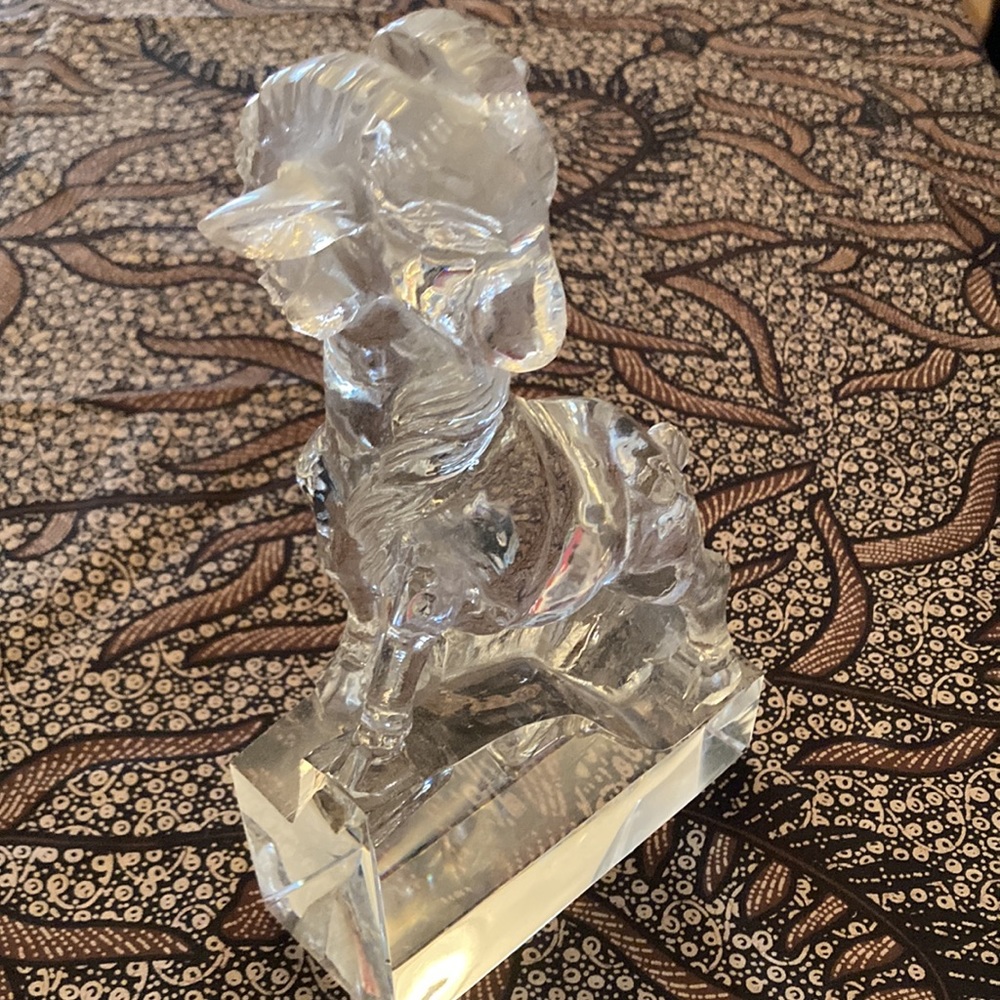 Paperweight / Book Holder - Picture 6 of 10